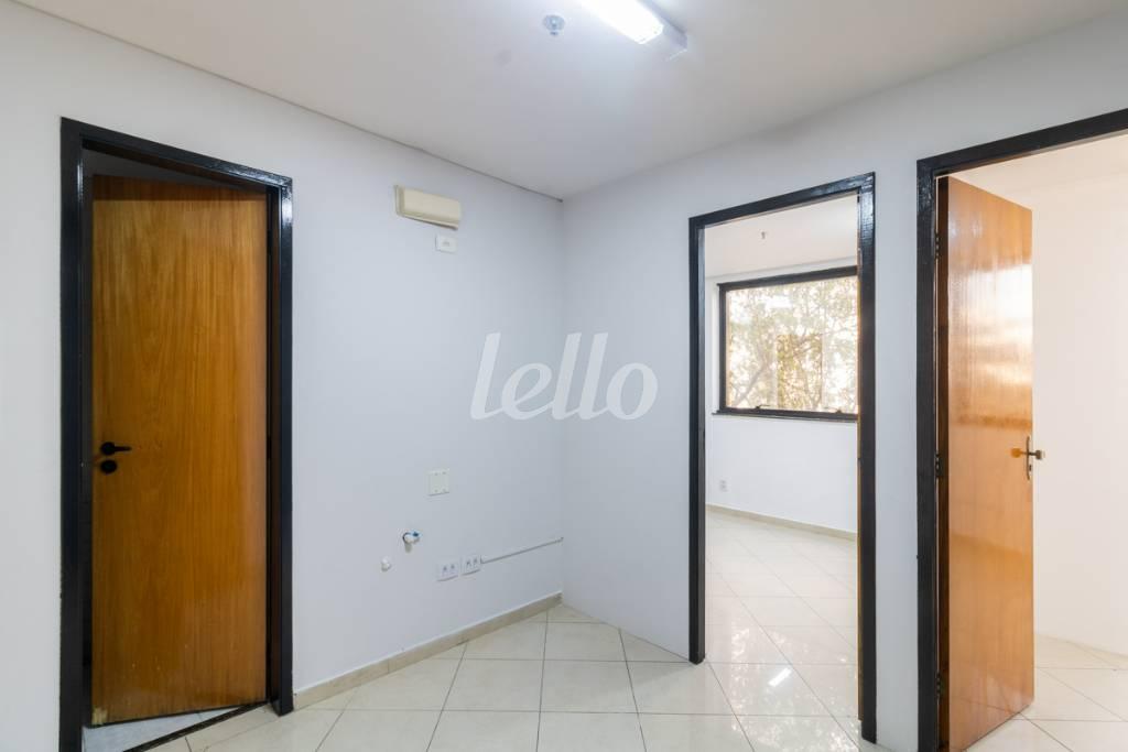 SALA 1 de Sala / Conjunto para alugar, Padrão com 35 m², e 1 vaga em Vila Gomes Cardim - São Paulo