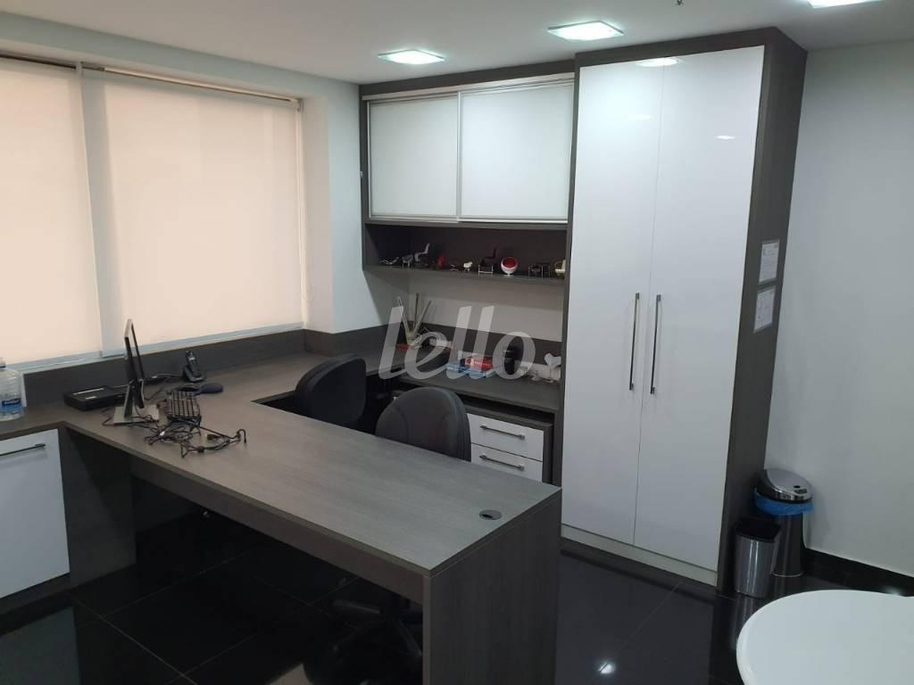 SALA de Sala / Conjunto para alugar, Padrão com 34 m², e 1 vaga em Paraíso - Santo André