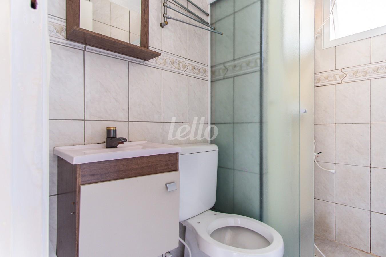 04BANHEIRO-SOCIAL_001 de Apartamento para alugar, Padrão com 65 m², 3 quartos e 1 vaga em Jardim Santa Terezinha - São Paulo