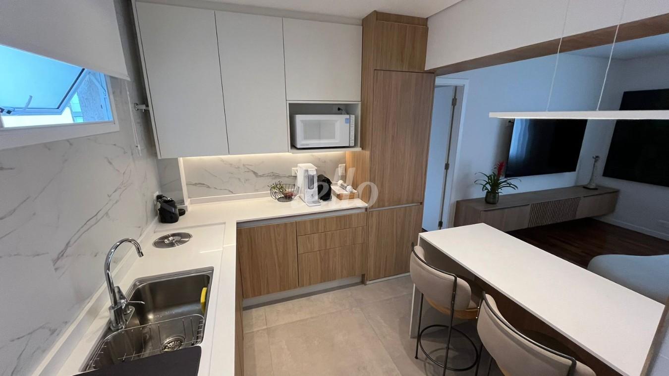 COZINHA de Apartamento à venda, Padrão com 80 m², 2 quartos e 1 vaga em Jardins - São Paulo