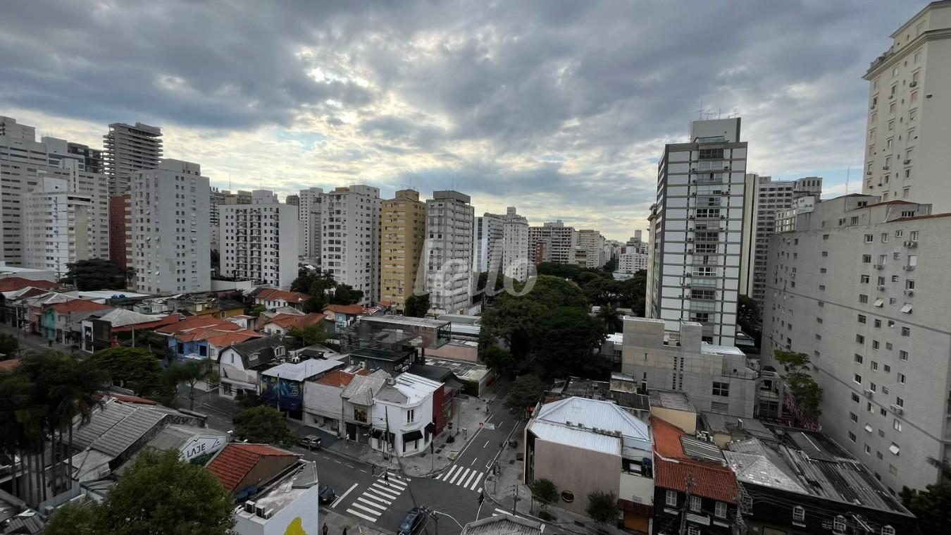 VISTA de Apartamento à venda, Padrão com 80 m², 2 quartos e 1 vaga em Jardins - São Paulo