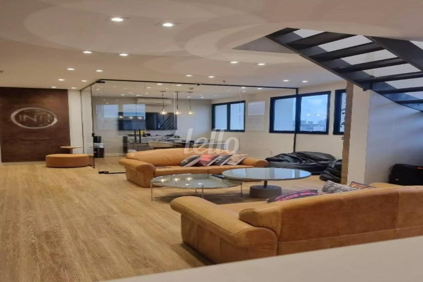 SALA de Sala / Conjunto para alugar, Duplex com 154 m², e 4 vagas em Indianópolis - São Paulo