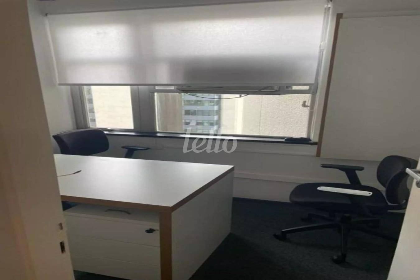 SALA de Sala / Conjunto para alugar, Padrão com 116 m², e 2 vagas em Cidade Monções - São Paulo