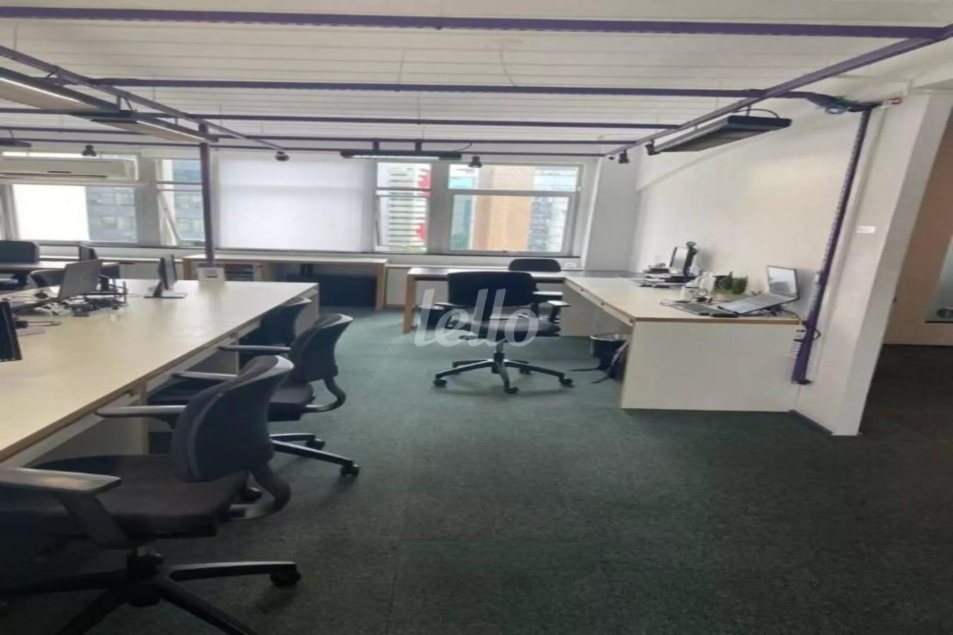 SALA de Sala / Conjunto para alugar, Padrão com 116 m², e 2 vagas em Cidade Monções - São Paulo