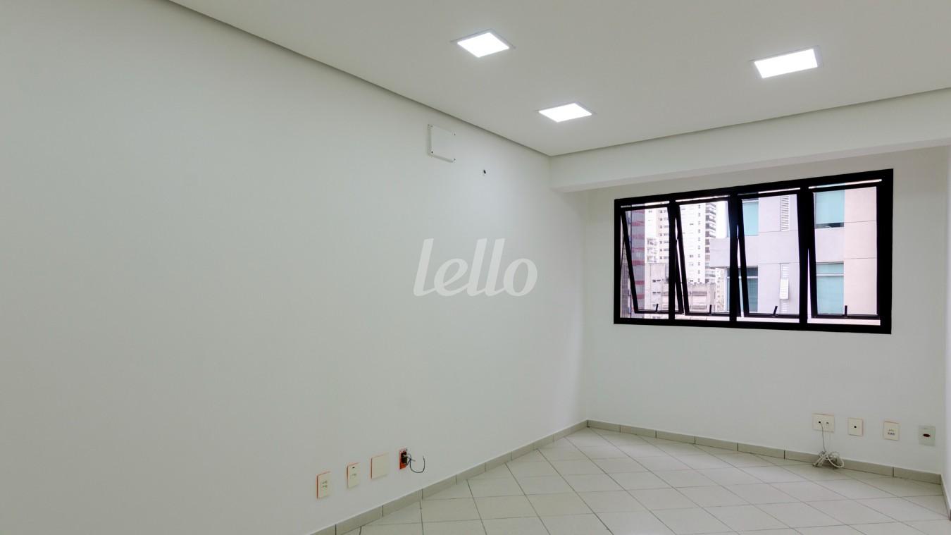 SALA de Sala / Conjunto para alugar, Padrão com 35 m², e 1 vaga em Vila Clementino - São Paulo