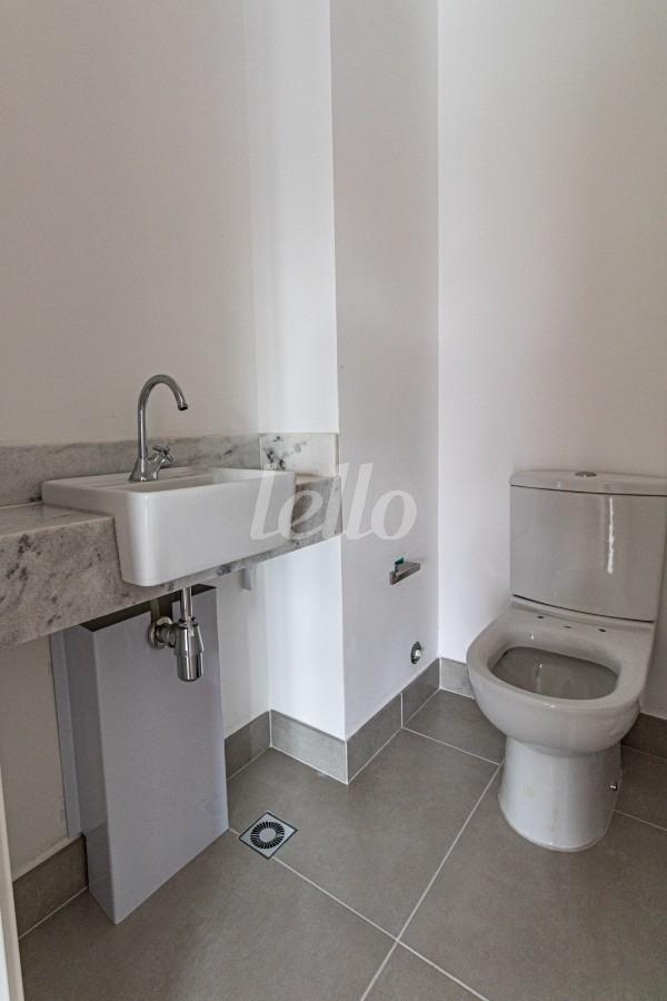 LAVABO de Apartamento para alugar, Padrão com 76 m², 2 quartos e 1 vaga em Vila Anglo Brasileira - São Paulo