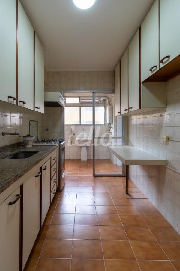 COZINHA de Apartamento para alugar, Padrão com 75 m², 2 quartos e 1 vaga em Vila Clementino - São Paulo