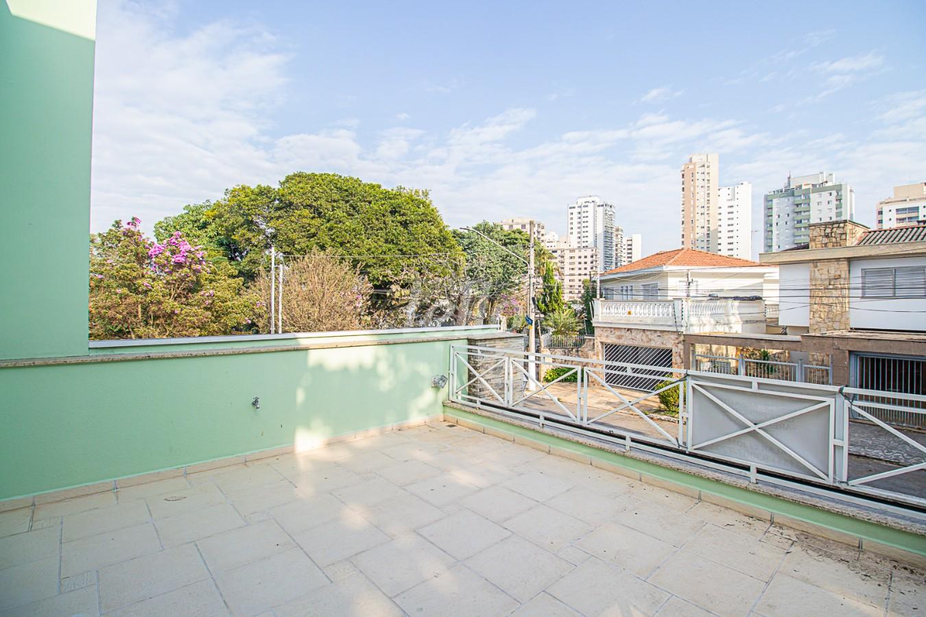 TERRAÇO de Casa à venda, sobrado com 550 m², 4 quartos e 4 vagas em Jardim da Saúde - São Paulo