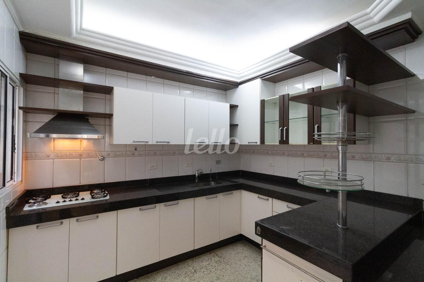 06COZINHA_001 de Casa para alugar, em condomínio - sobrado com 140 m², 3 quartos e 2 vagas em Vila Ester (zona Norte) - São Paulo