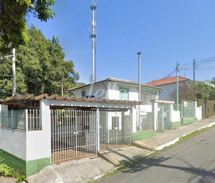 FRENTE de Casa à venda, sobrado com 242 m², 4 quartos e 2 vagas em Vila Irmãos Arnoni - São Paulo