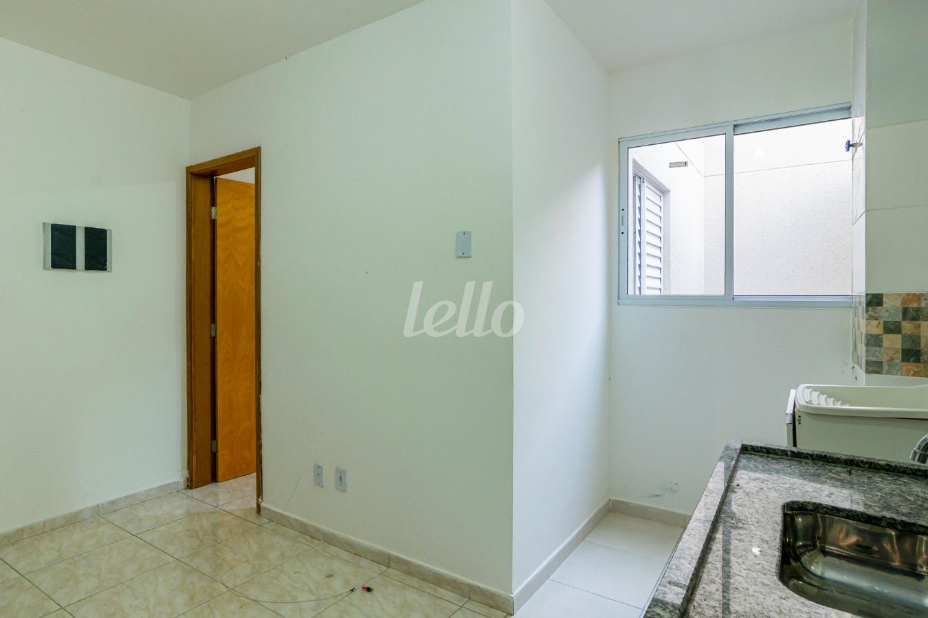 SALA E COZINHA de Apartamento à venda, Padrão com 26 m², 1 quarto e em Brás - São Paulo