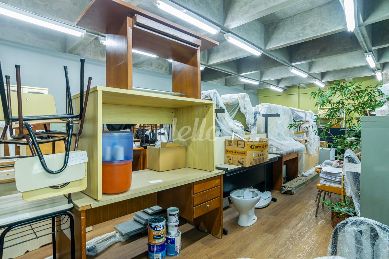 SALA de Sala / Conjunto para alugar, Padrão com 95 m², e 5 vagas em Alto de Pinheiros - São Paulo