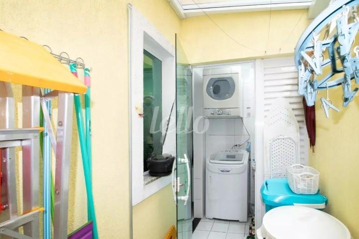 AREA DE SERVIÇO de Casa para alugar, sobrado com 47 m², 2 quartos e 1 vaga em Vila Leonor - São Paulo