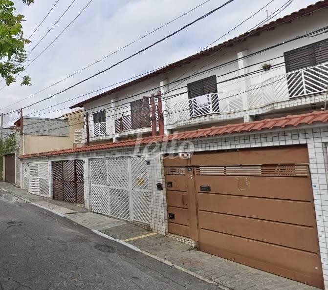 FACHADA de Casa à venda, sobrado com 104 m², 2 quartos e 4 vagas em Vila Isolina Mazzei - São Paulo