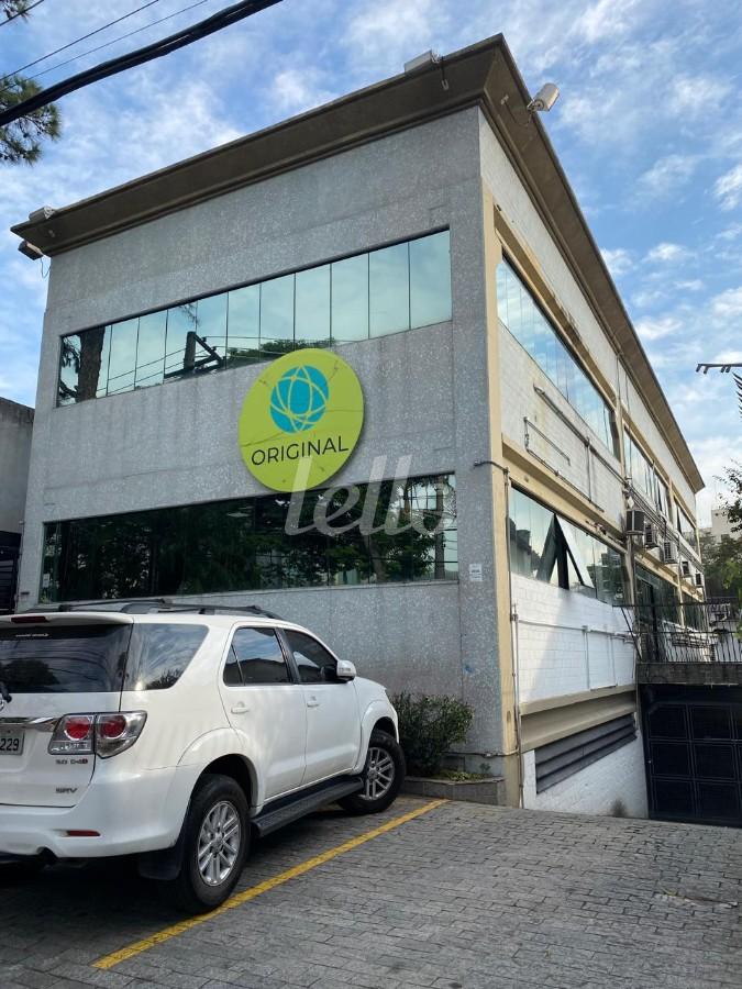 FACHADA de Prédio Comercial para alugar, Monousuário com 1026 m², e 10 vagas em Vila Congonhas - São Paulo