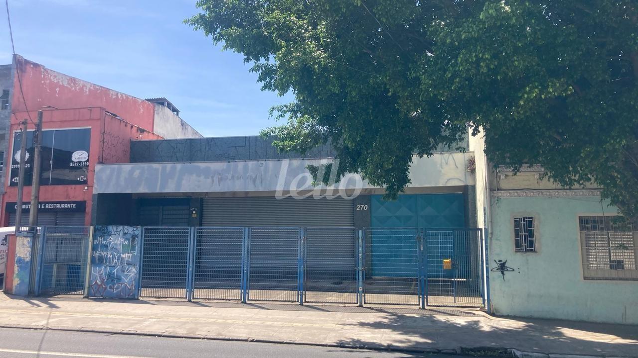 FOTOS (1) de Galpão/Armazém à venda, Padrão com 670 m², e 12 vagas em Santana - São Paulo