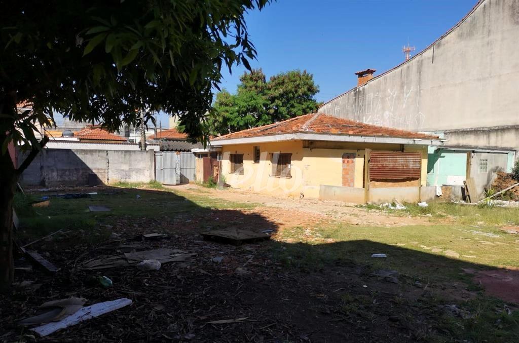 4 de Área / Terreno à venda, Padrão com 1500 m², e em Vila Nilo - São Paulo