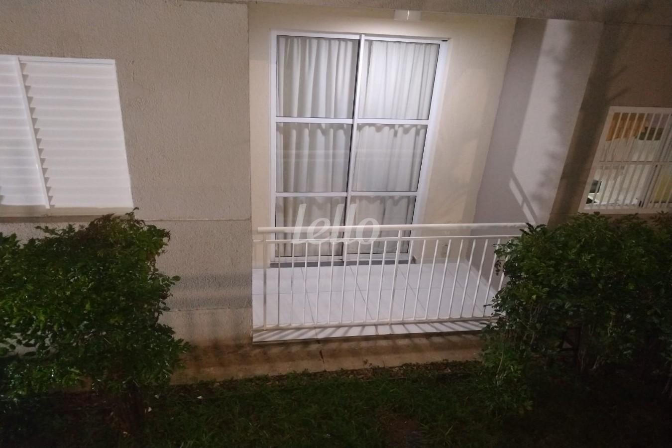 EXTERNA de Apartamento à venda, Padrão com 51 m², 2 quartos e 1 vaga em Vila Antonieta - São Paulo