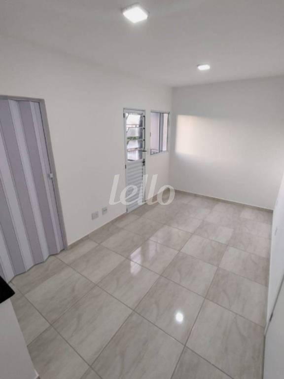 DORMITORIO de Apartamento para alugar, Padrão com 20 m², 1 quarto e em Jardim São Paulo - São Paulo