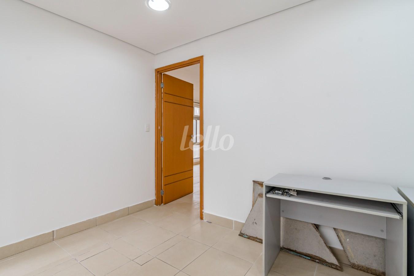 SALA de Sala / Conjunto para alugar, Padrão com 183 m², e 2 vagas em Cerqueira César - São Paulo