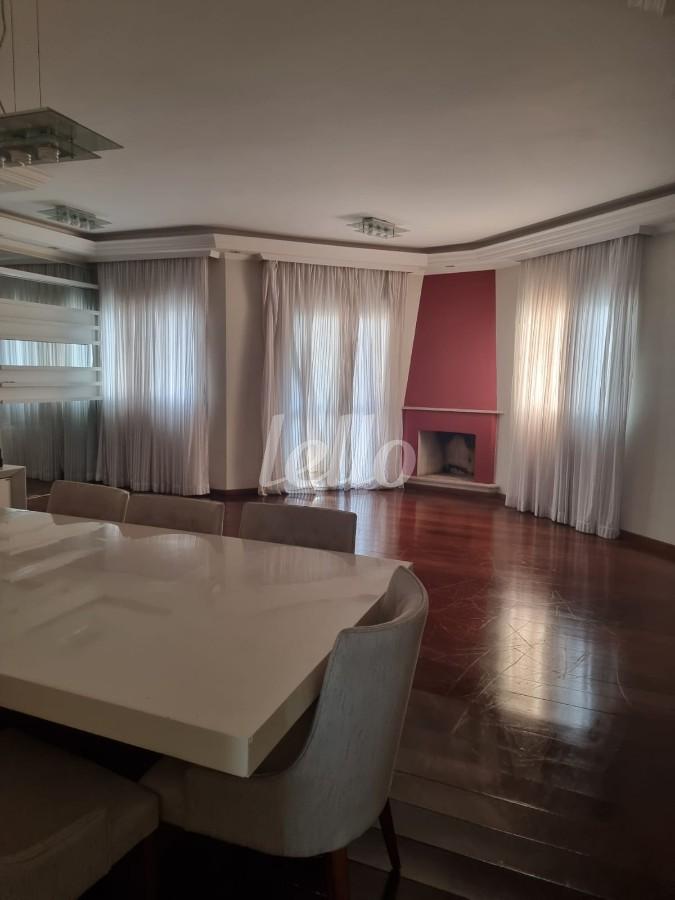 SALA de Apartamento à venda, Padrão com 130 m², 3 quartos e 3 vagas em Jardim São Paulo - São Paulo