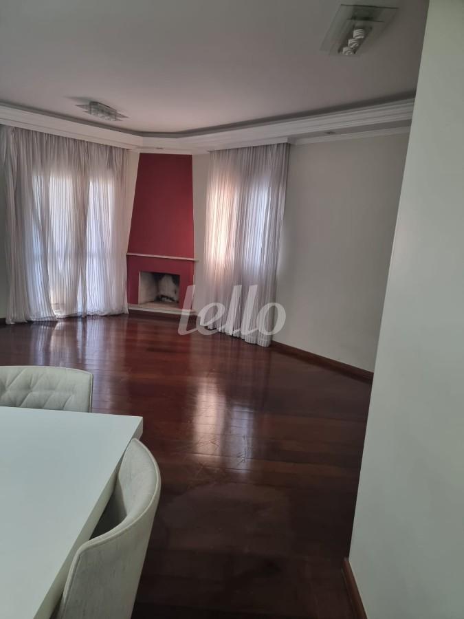 SALA de Apartamento à venda, Padrão com 130 m², 3 quartos e 3 vagas em Jardim São Paulo - São Paulo