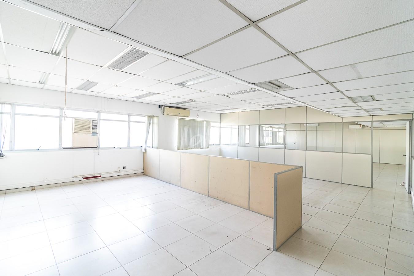 SALA 7 de Prédio Comercial para alugar, Monousuário com 1700 m², e 22 vagas em Várzea da Barra Funda - São Paulo