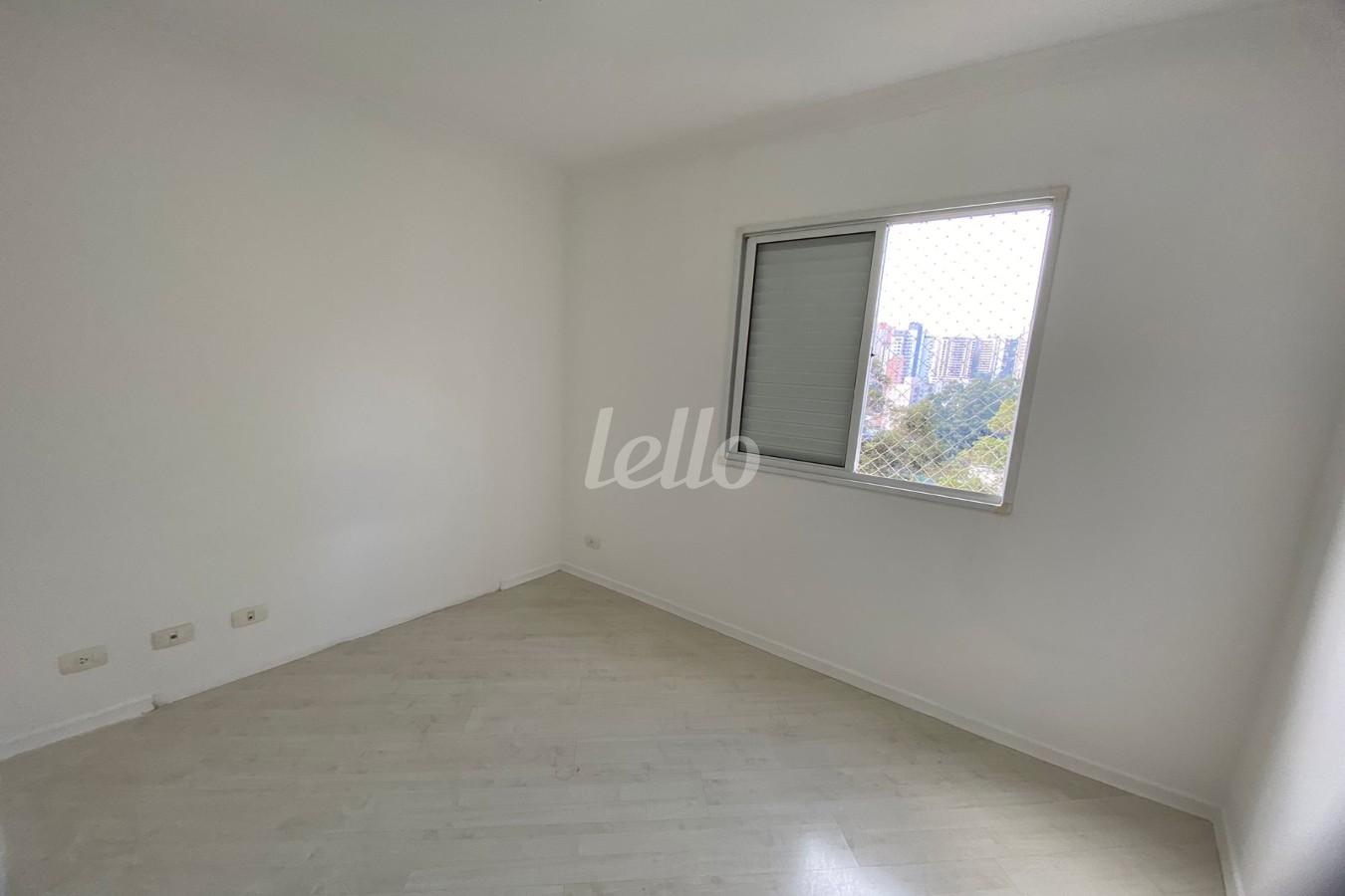 SUITE de Apartamento para alugar, Padrão com 61 m², 2 quartos e 1 vaga em Vila Andrade - São Paulo