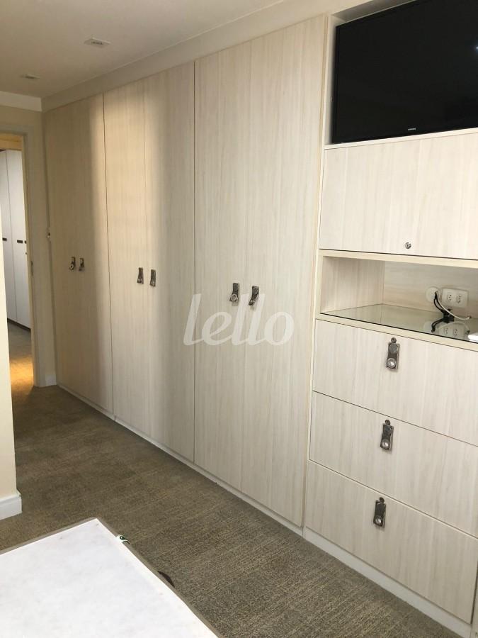 DORMITÓRIO de Apartamento à venda, Padrão com 98 m², 3 quartos e 2 vagas em Vila Clementino - São Paulo