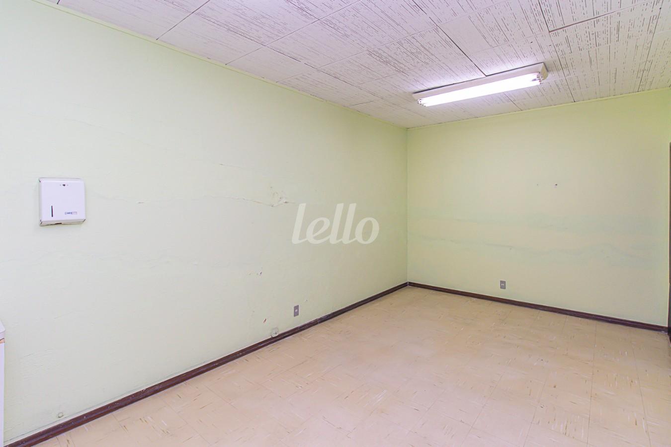 SALA-2 de Sala / Conjunto para alugar, Padrão com 34 m², e em Centro - Santo André