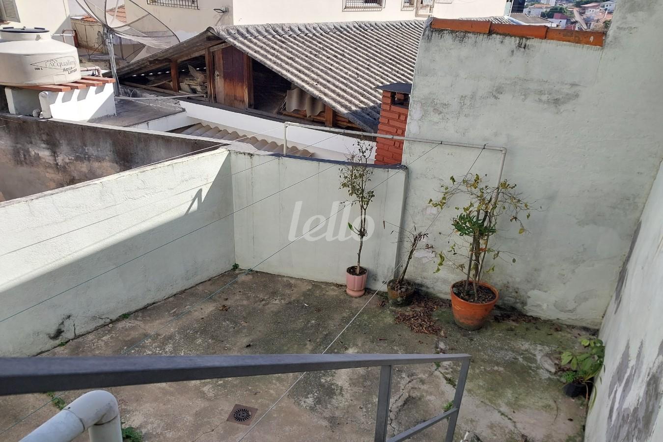 QUINTAL de Casa à venda, sobrado com 160 m², 3 quartos e 2 vagas em Água Fria - São Paulo