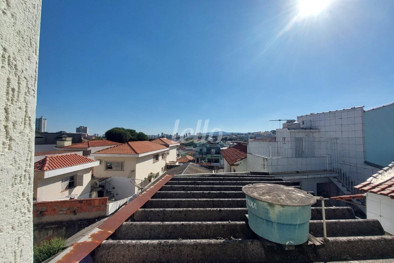 VISTA FUNDOS de Casa à venda, sobrado com 160 m², 3 quartos e 2 vagas em Água Fria - São Paulo