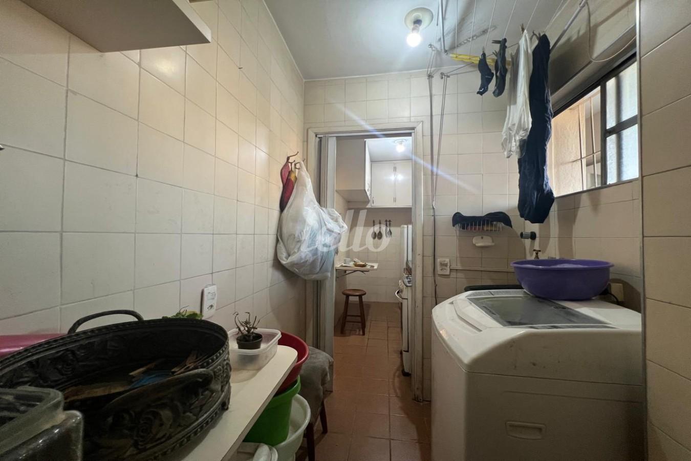 ÁREA DE SERVIÇO de Apartamento à venda, Padrão com 50 m², 2 quartos e em Cerqueira César - São Paulo