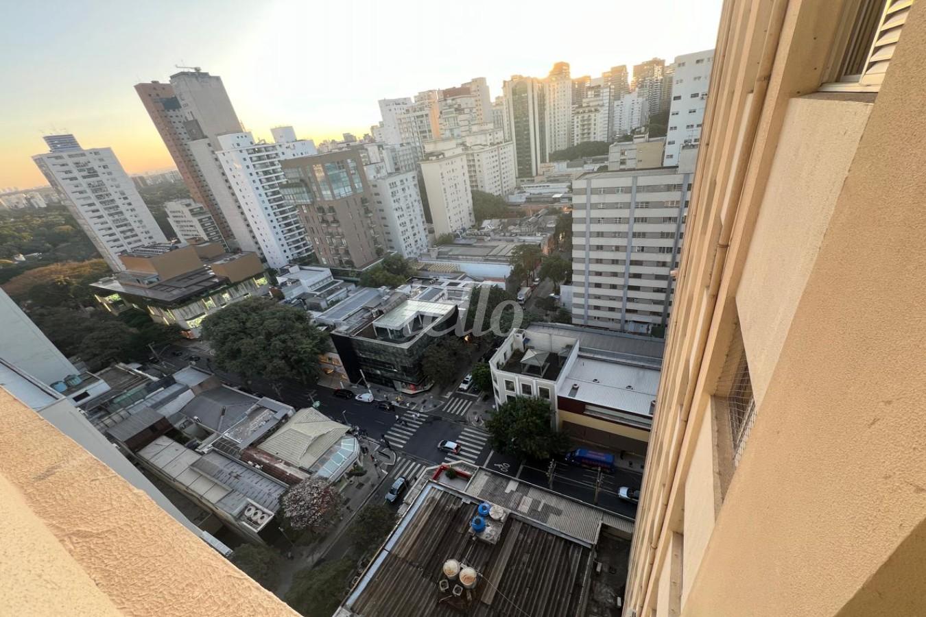 VISTA EXTERNA de Apartamento à venda, Padrão com 50 m², 2 quartos e em Cerqueira César - São Paulo