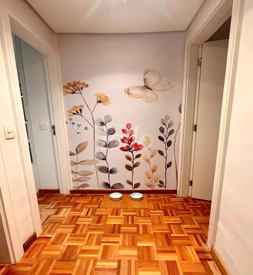 CORREDOR de Apartamento à venda, Padrão com 75 m², 2 quartos e 2 vagas em Vila Santa Catarina - São Paulo