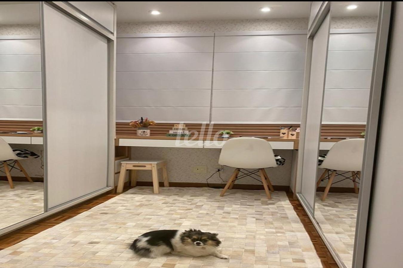 CLOSET de Apartamento à venda, Padrão com 75 m², 2 quartos e 2 vagas em Vila Santa Catarina - São Paulo