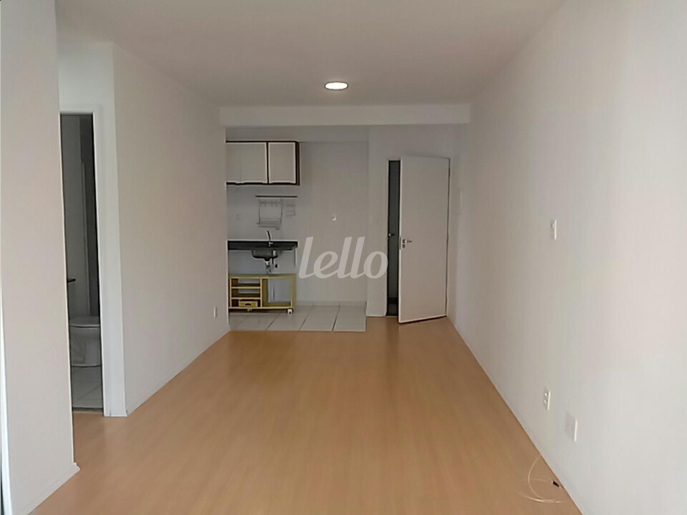 1-SALA-002.JPG de Apartamento para alugar, Padrão com 64 m², 2 quartos e 1 vaga em Santo Amaro - São Paulo