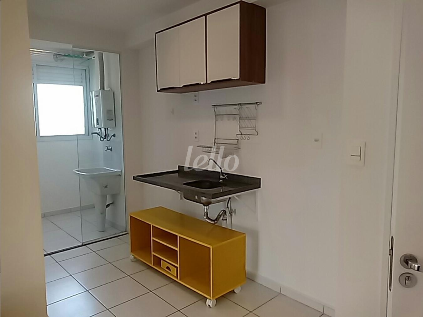 2-COZINHA-001.JPG de Apartamento para alugar, Padrão com 64 m², 2 quartos e 1 vaga em Santo Amaro - São Paulo