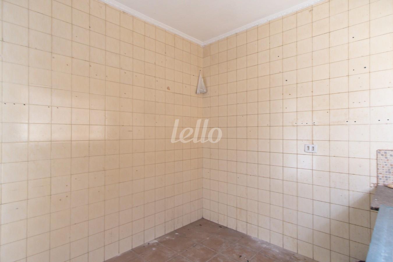 02COZINHA_001 de Casa para alugar, sobrado com 50 m², 1 quarto e em Vila Carrão - São Paulo