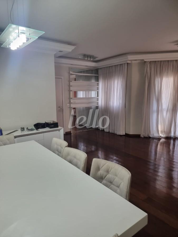 SALA de Apartamento à venda, Padrão com 130 m², 3 quartos e 3 vagas em Jardim São Paulo - São Paulo