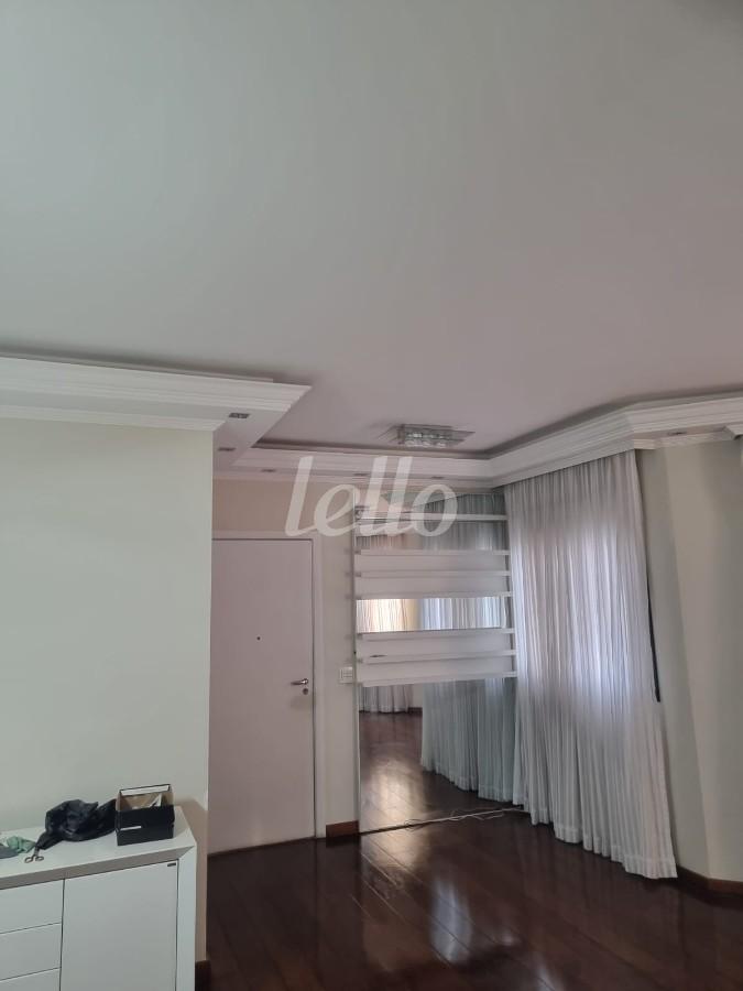 SALA de Apartamento à venda, Padrão com 130 m², 3 quartos e 3 vagas em Jardim São Paulo - São Paulo