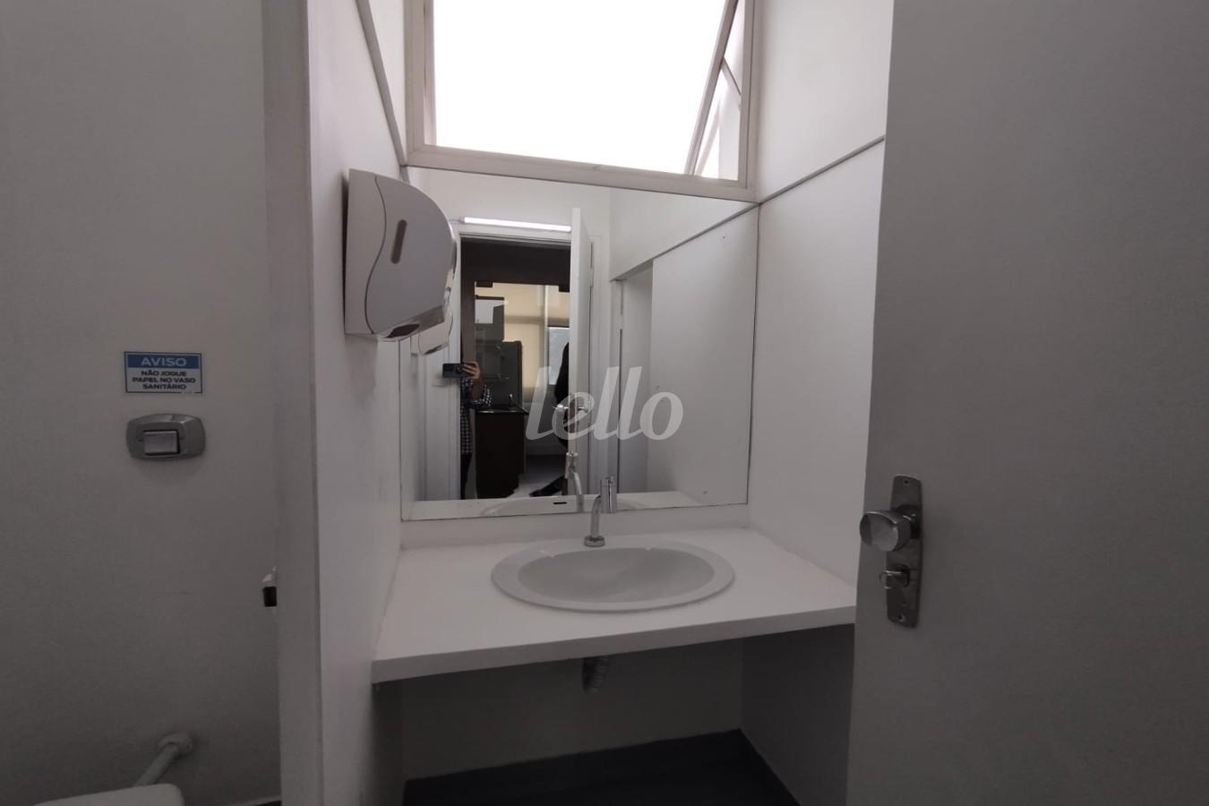 SALA de Sala / Conjunto para alugar, Padrão com 156 m², e 2 vagas em Vila Leopoldina - São Paulo