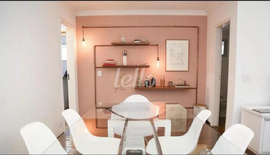 SALA de Apartamento à venda, Padrão com 120 m², 3 quartos e 2 vagas em Vila Clementino - São Paulo