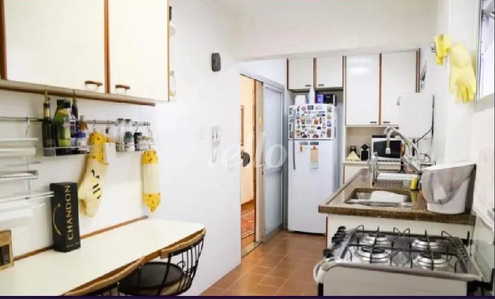 COZINHA de Apartamento à venda, Padrão com 120 m², 3 quartos e 2 vagas em Vila Clementino - São Paulo