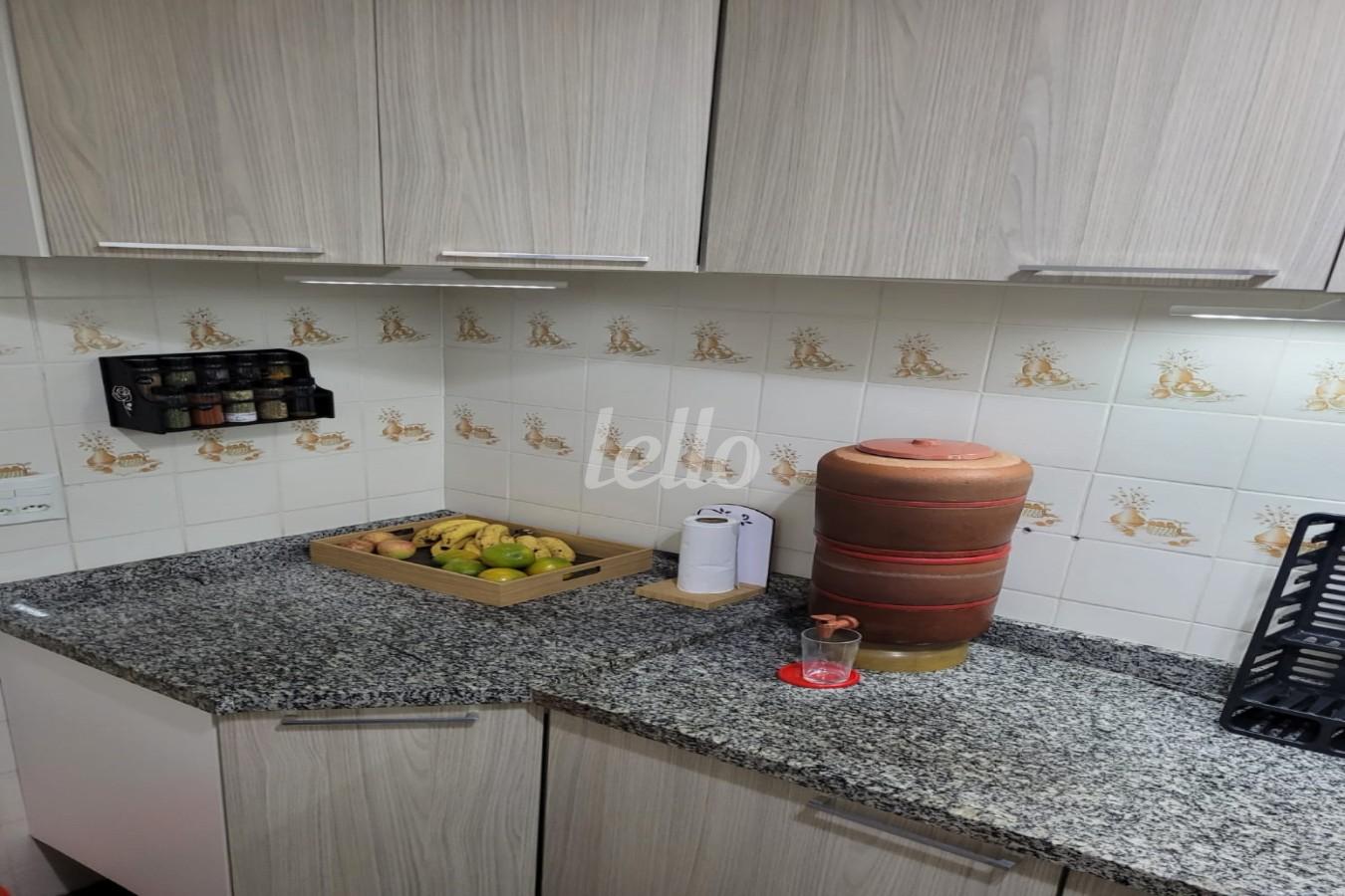 COZINHA de Apartamento à venda, Padrão com 57 m², 2 quartos e 2 vagas em Vila Esperança - São Paulo