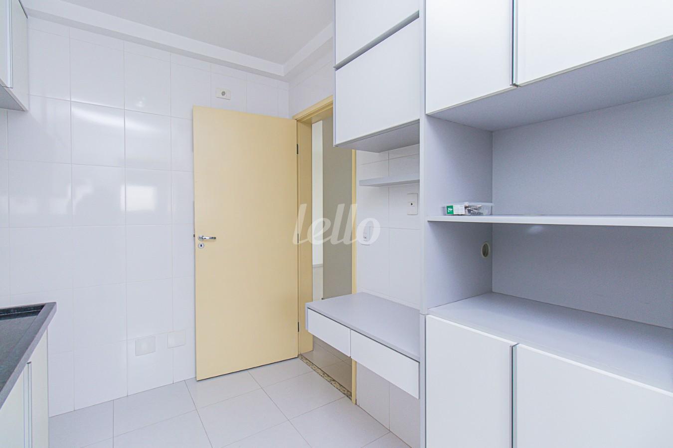 COZINHA de Apartamento à venda, Padrão com 69 m², 2 quartos e 1 vaga em Vila Mariana - São Paulo