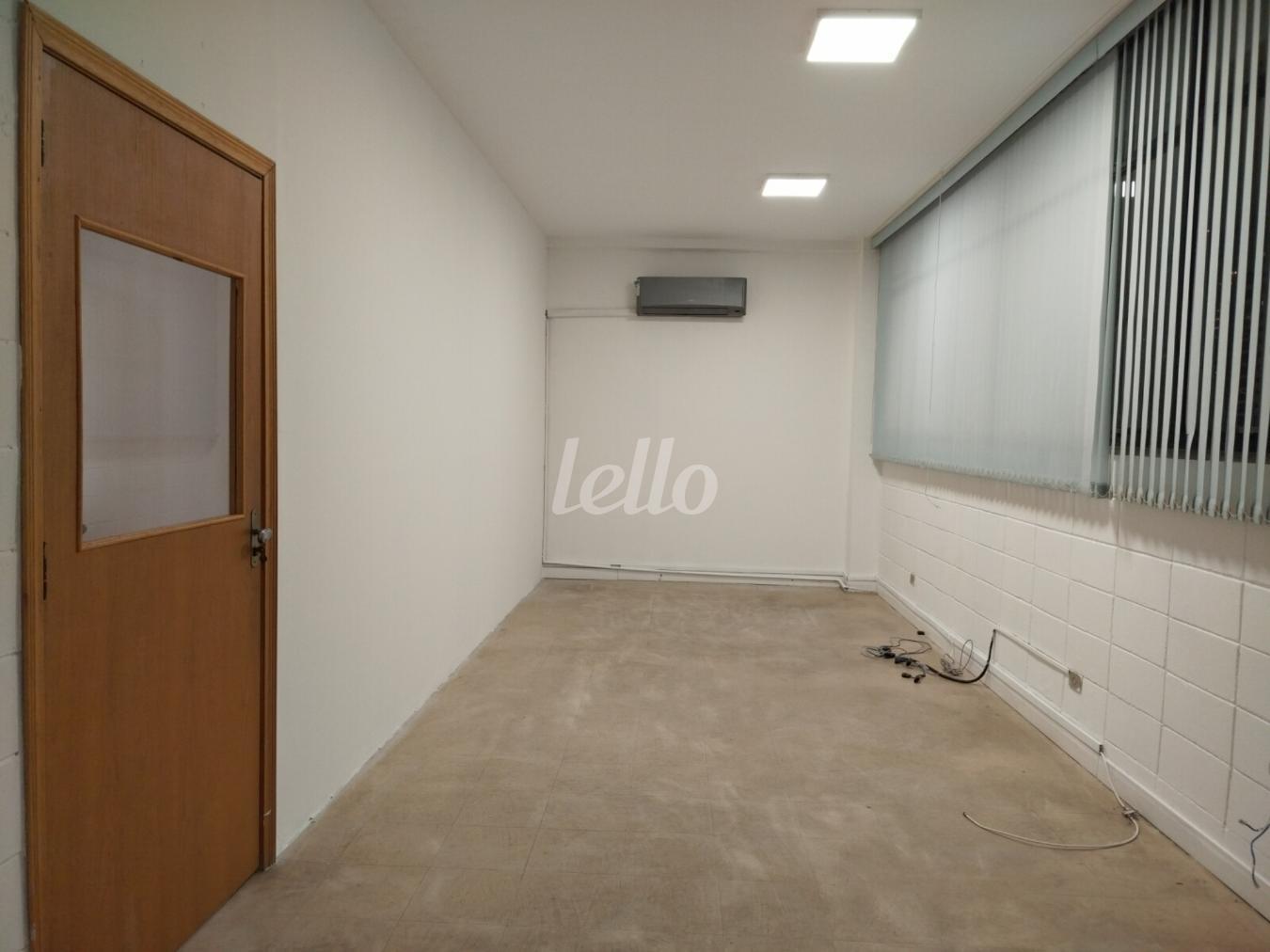 9-SALA 2-002.JPG de Sobreloja para alugar, Padrão com 125 m², e em Jardim Bonfiglioli - São Paulo