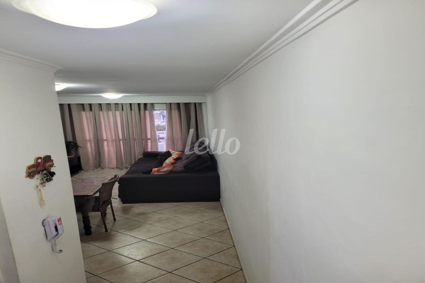 HALL de Apartamento à venda, Padrão com 57 m², 2 quartos e 2 vagas em Vila Esperança - São Paulo