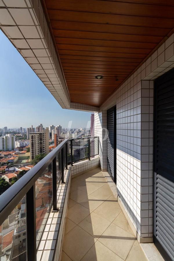 SUITE 2 de Apartamento para alugar, cobertura - Padrão com 340 m², 4 quartos e 5 vagas em Bosque da Saúde - São Paulo