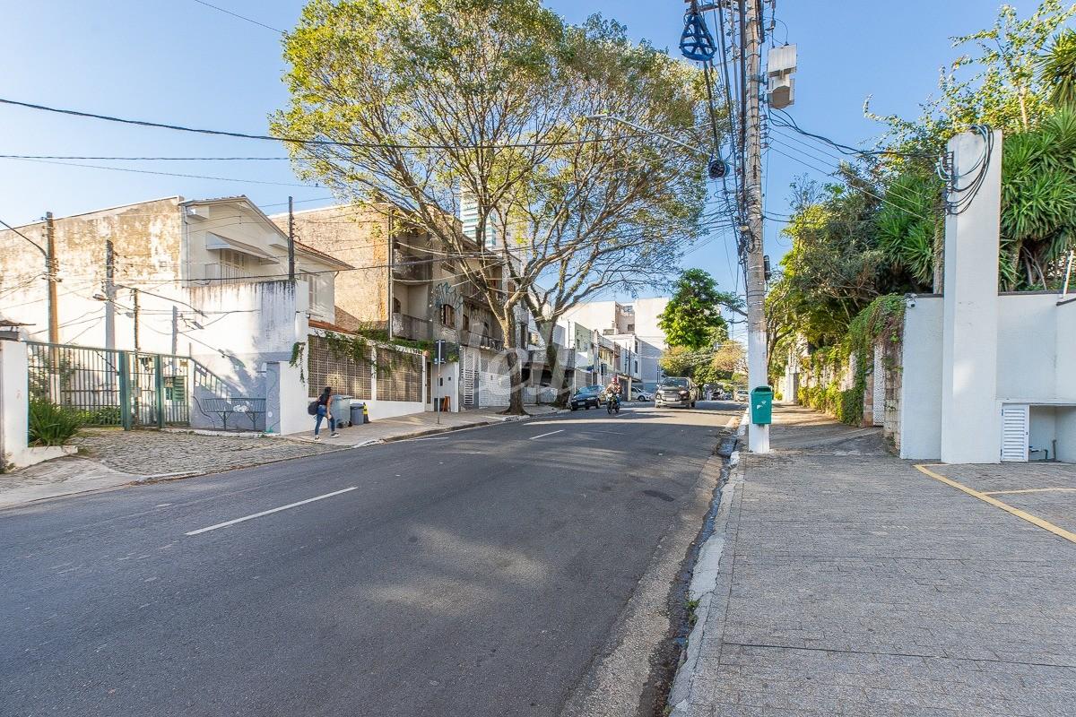 LOJA de Loja à venda, Padrão com 200 m², e 2 vagas em Vila Mariana - São Paulo